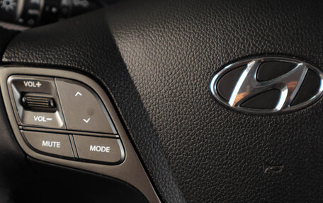 Hyundai Santa Fe III рестайлинг, 2016 год, 2 099 000 рублей, 13 фотография