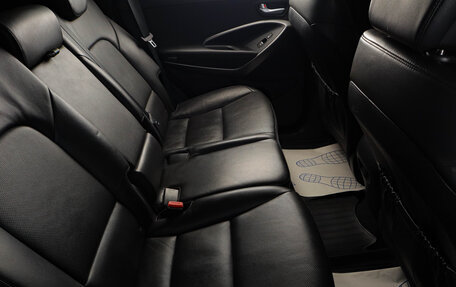 Hyundai Santa Fe III рестайлинг, 2016 год, 2 099 000 рублей, 21 фотография