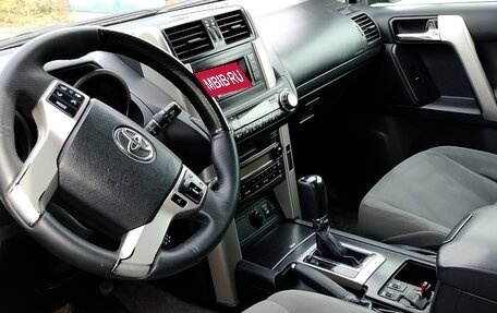 Toyota Land Cruiser Prado 150 рестайлинг 2, 2011 год, 2 000 000 рублей, 7 фотография