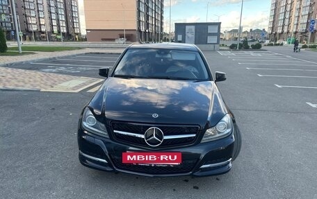 Mercedes-Benz C-Класс, 2012 год, 1 250 000 рублей, 8 фотография