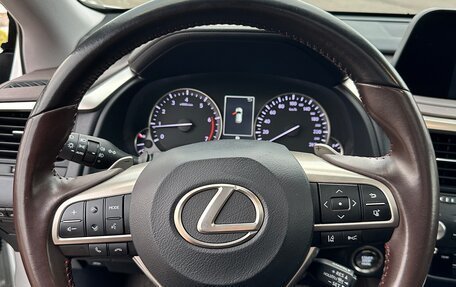 Lexus RX IV рестайлинг, 2020 год, 5 300 000 рублей, 10 фотография