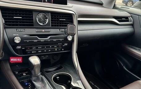 Lexus RX IV рестайлинг, 2020 год, 5 300 000 рублей, 14 фотография