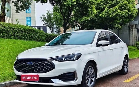 Ford Focus IV, 2022 год, 1 385 000 рублей, 1 фотография