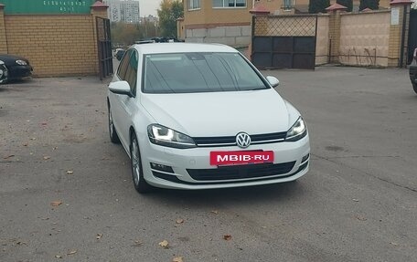 Volkswagen Golf VII, 2016 год, 2 000 000 рублей, 14 фотография
