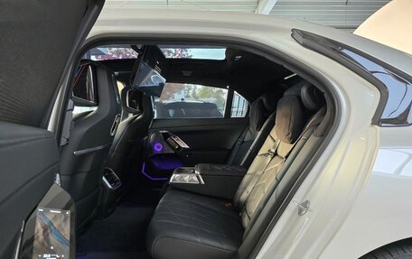 BMW 7 серия, 2022 год, 12 490 000 рублей, 14 фотография