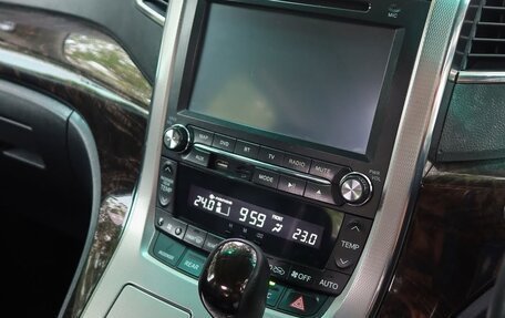 Toyota Vellfire I, 2013 год, 1 750 000 рублей, 12 фотография