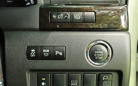 Toyota Vellfire I, 2013 год, 1 750 000 рублей, 13 фотография