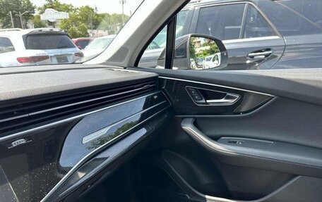 Audi Q7, 2021 год, 3 680 000 рублей, 28 фотография