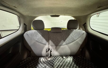 Toyota Yaris I рестайлинг, 2002 год, 270 000 рублей, 12 фотография