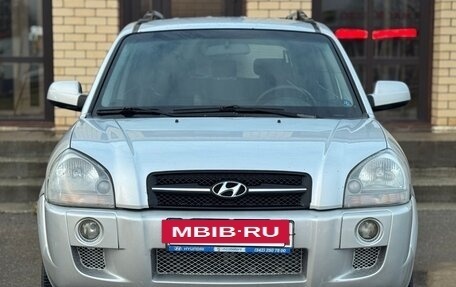 Hyundai Tucson III, 2006 год, 690 000 рублей, 2 фотография