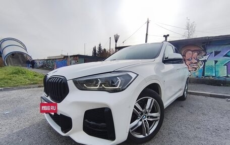 BMW X1, 2019 год, 2 400 000 рублей, 3 фотография