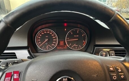 BMW 3 серия, 2011 год, 1 550 000 рублей, 7 фотография