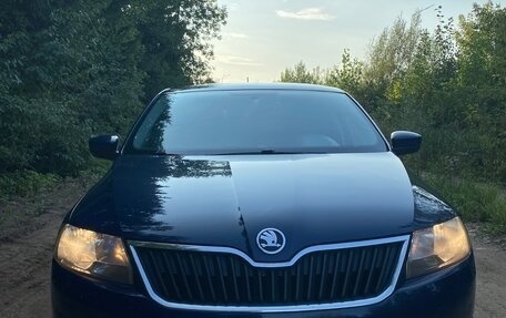 Skoda Rapid I, 2015 год, 880 000 рублей, 2 фотография