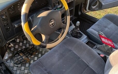 Opel Omega A, 1992 год, 95 000 рублей, 2 фотография