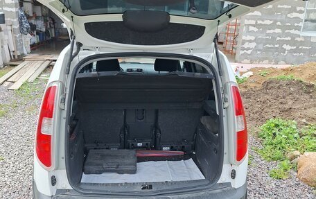 Skoda Roomster, 2011 год, 567 000 рублей, 4 фотография