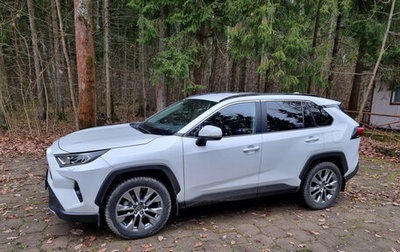 Toyota RAV4, 2022 год, 4 200 000 рублей, 1 фотография