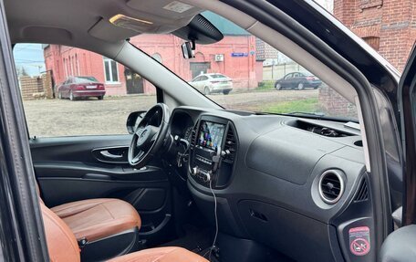 Mercedes-Benz Vito, 2015 год, 3 000 000 рублей, 16 фотография