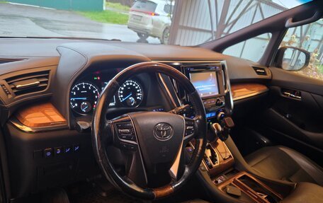 Toyota Alphard III, 2016 год, 4 000 000 рублей, 7 фотография