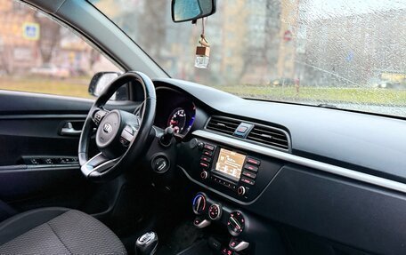 KIA Rio IV, 2017 год, 870 000 рублей, 10 фотография