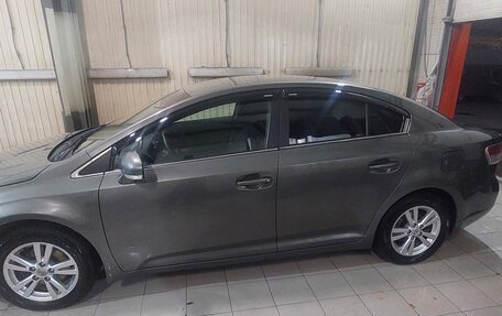 Toyota Avensis III рестайлинг, 2010 год, 1 200 000 рублей, 5 фотография