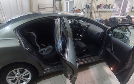 Toyota Avensis III рестайлинг, 2010 год, 1 200 000 рублей, 13 фотография