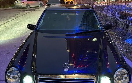 Mercedes-Benz E-Класс, 1999 год, 550 000 рублей, 6 фотография