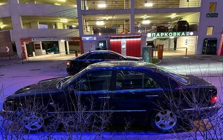 Mercedes-Benz E-Класс, 1999 год, 550 000 рублей, 8 фотография