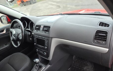 Skoda Yeti I рестайлинг, 2011 год, 650 000 рублей, 15 фотография