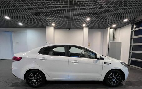 KIA Rio III рестайлинг, 2016 год, 1 015 000 рублей, 2 фотография