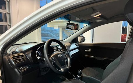 KIA Rio III рестайлинг, 2016 год, 1 015 000 рублей, 24 фотография