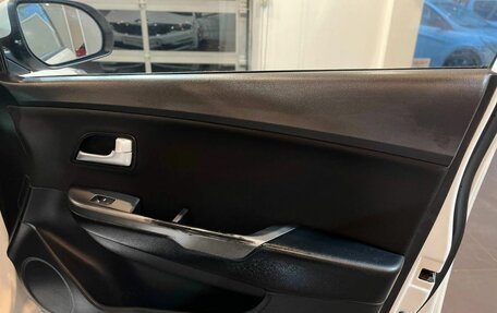 KIA Rio III рестайлинг, 2016 год, 1 015 000 рублей, 29 фотография