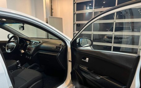 KIA Rio III рестайлинг, 2016 год, 1 015 000 рублей, 28 фотография