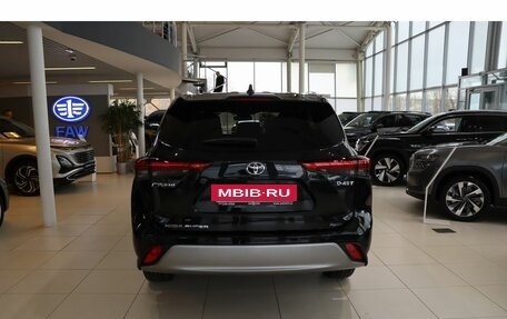 Toyota Highlander, 2025 год, 6 900 000 рублей, 7 фотография