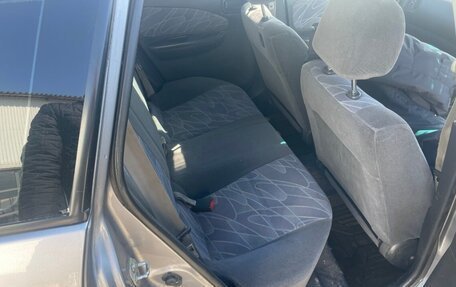 Nissan Wingroad III, 2000 год, 350 000 рублей, 8 фотография