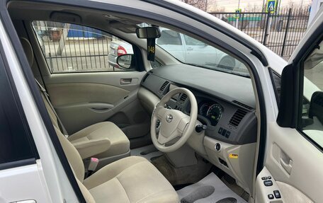 Toyota ISis I, 2014 год, 1 699 000 рублей, 15 фотография