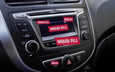 Hyundai Solaris II рестайлинг, 2014 год, 900 000 рублей, 13 фотография