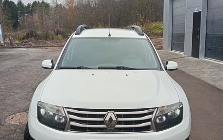 Renault Duster I рестайлинг, 2014 год, 875 000 рублей, 2 фотография