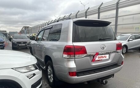 Toyota Land Cruiser 200, 2015 год, 5 999 000 рублей, 2 фотография