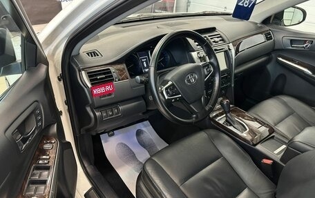 Toyota Camry, 2016 год, 2 829 000 рублей, 10 фотография