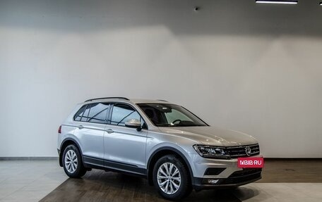 Volkswagen Tiguan II, 2019 год, 2 200 000 рублей, 5 фотография