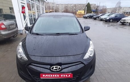 Hyundai i30 II рестайлинг, 2013 год, 975 000 рублей, 1 фотография