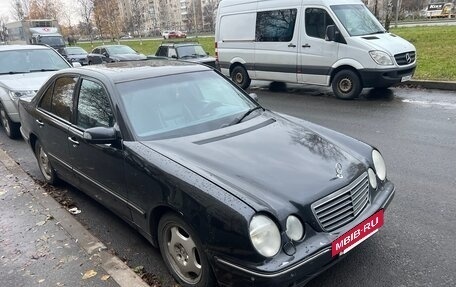 Mercedes-Benz E-Класс, 2000 год, 800 000 рублей, 2 фотография