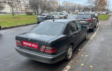 Mercedes-Benz E-Класс, 2000 год, 800 000 рублей, 6 фотография