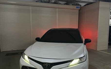 Toyota Camry, 2020 год, 2 750 000 рублей, 3 фотография