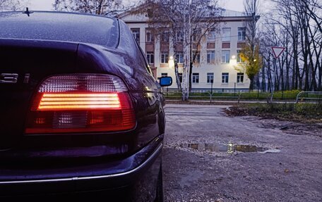 BMW 5 серия, 2000 год, 650 000 рублей, 6 фотография