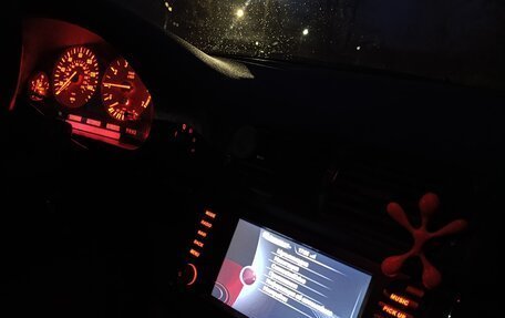 BMW 5 серия, 2000 год, 650 000 рублей, 8 фотография