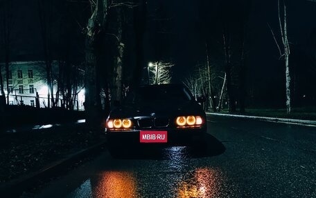 BMW 5 серия, 2000 год, 650 000 рублей, 10 фотография