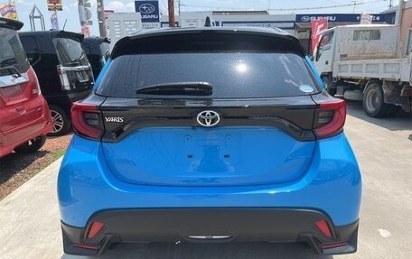 Toyota Yaris, 2022 год, 880 001 рублей, 7 фотография