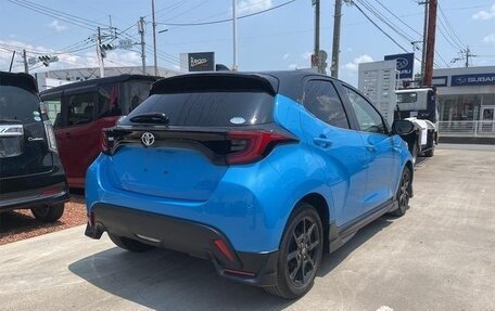 Toyota Yaris, 2022 год, 880 001 рублей, 9 фотография