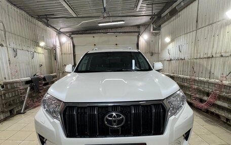 Toyota Land Cruiser Prado 150 рестайлинг 2, 2020 год, 4 850 000 рублей, 1 фотография